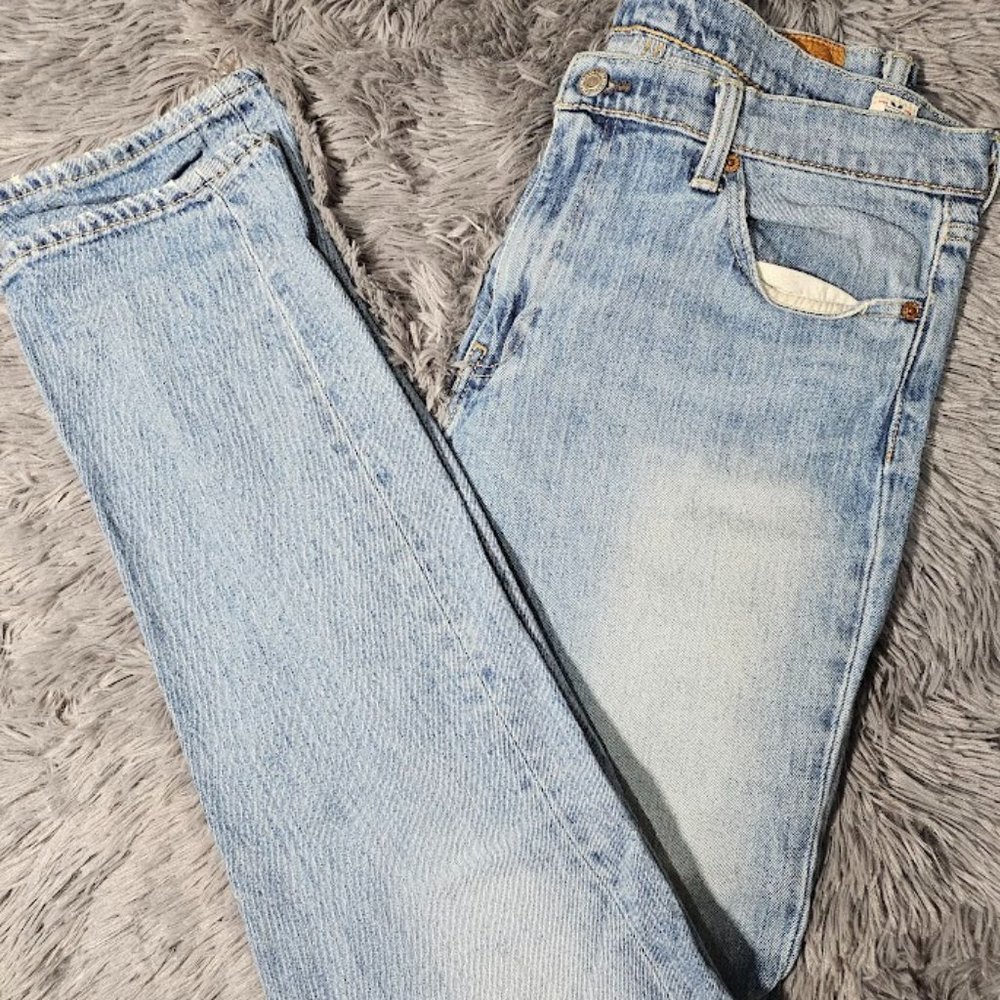 Levi Blue Jeans